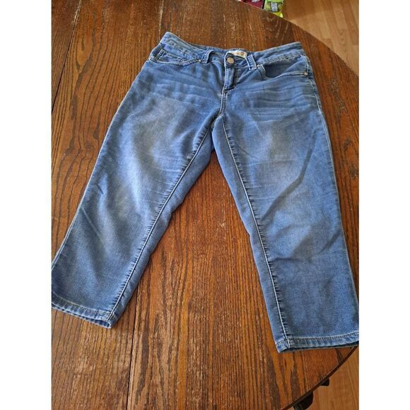 Sz8 Seven7 Denim Blue Jean Stretch Capri Casual Pant Skimmers Pockets Belt Loops - Picture 1 of 8